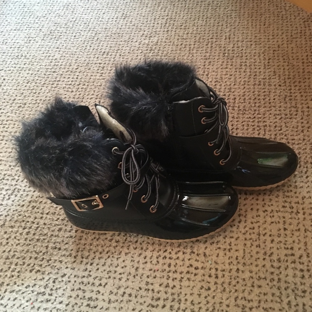 Women’s Black Duck boots